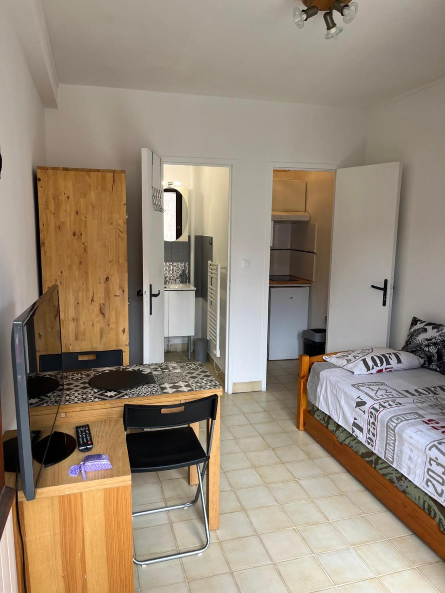 Studio Dijon Entre Centre Ville Et Facultes מראה חיצוני תמונה